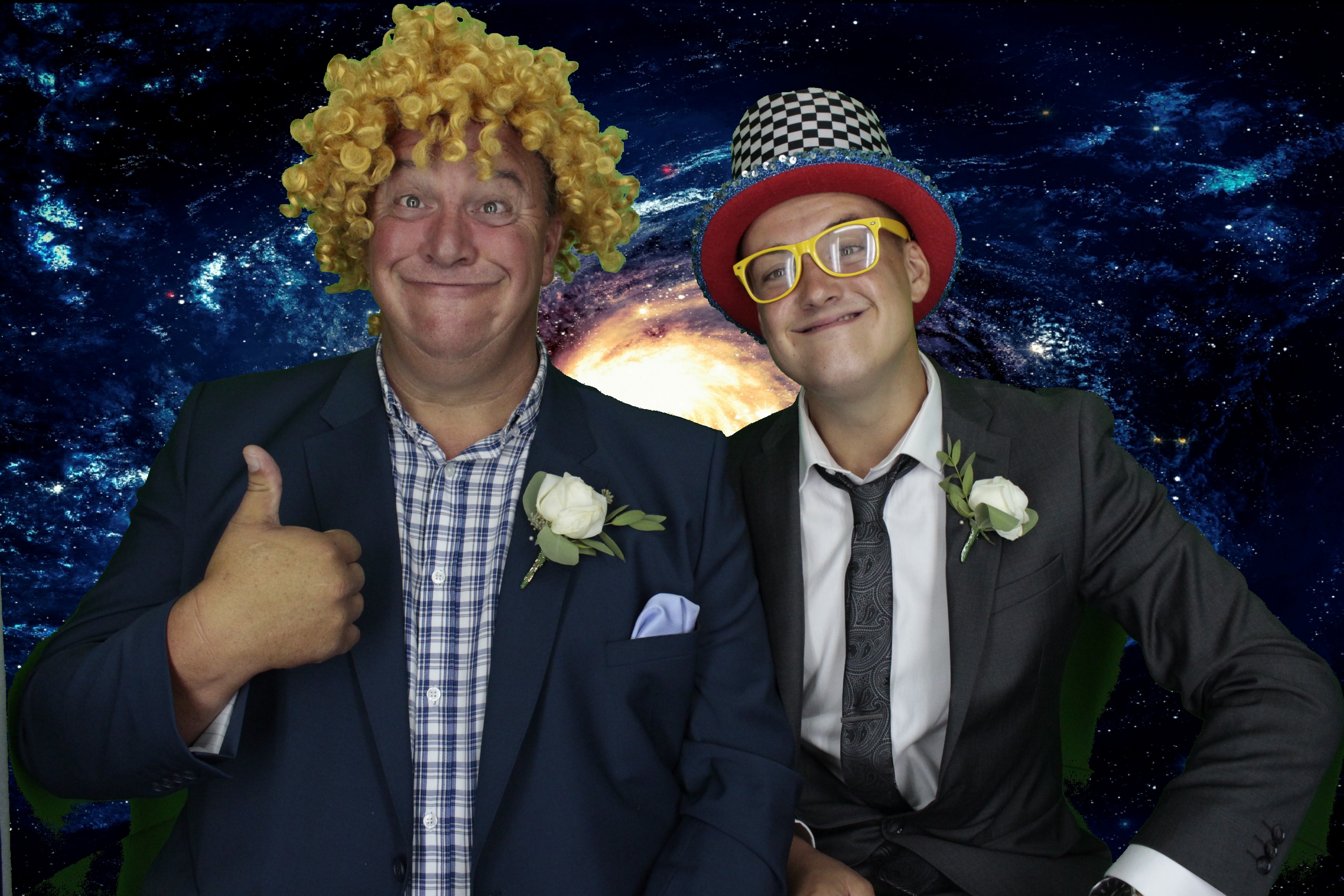 Mr & Mrs Harvey | View more photos from the event at gallery.myphotoboothexperience.co.uk/u/MyPhotoBoothExperienceLtd/Mr-Mrs-Harvey